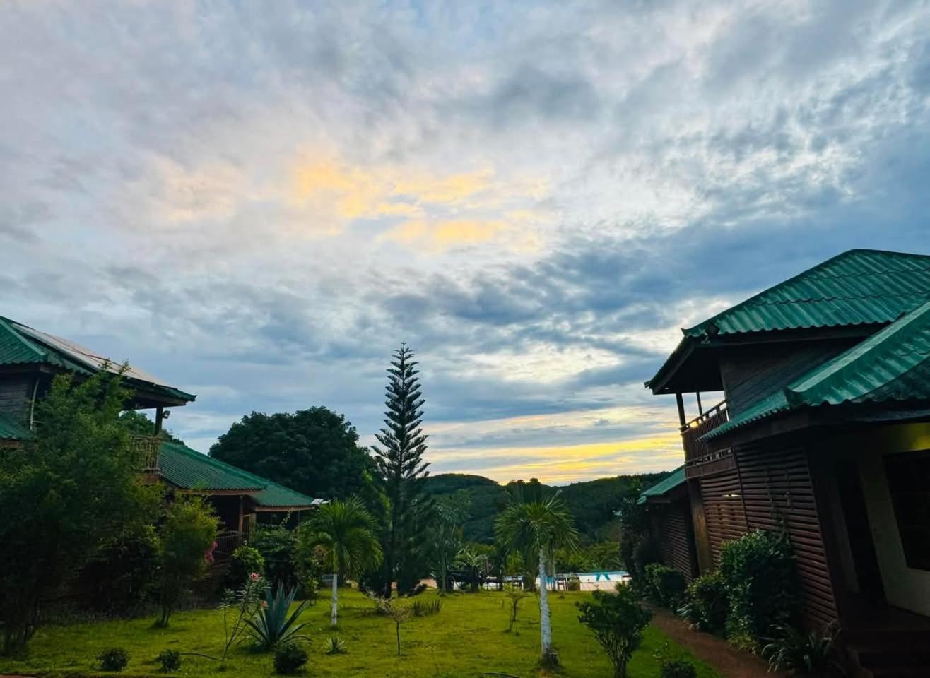 Ratanakiri Paradise Hotel & Restaurant Banlung Zewnętrze zdjęcie